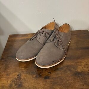 Clarks Collection Light Gray Suede Lace-up Oxford Shoe (Men's‎ 7)